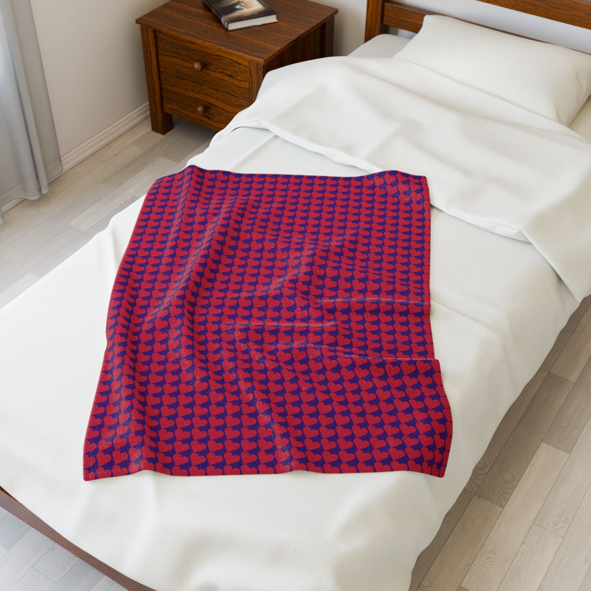 Cozy Velveteen Plush Blanket, Soft Fleece Throw, Perfect Gift for Home, Warm Decor for Winter, Ideal for Celebrations, Snuggle Up!