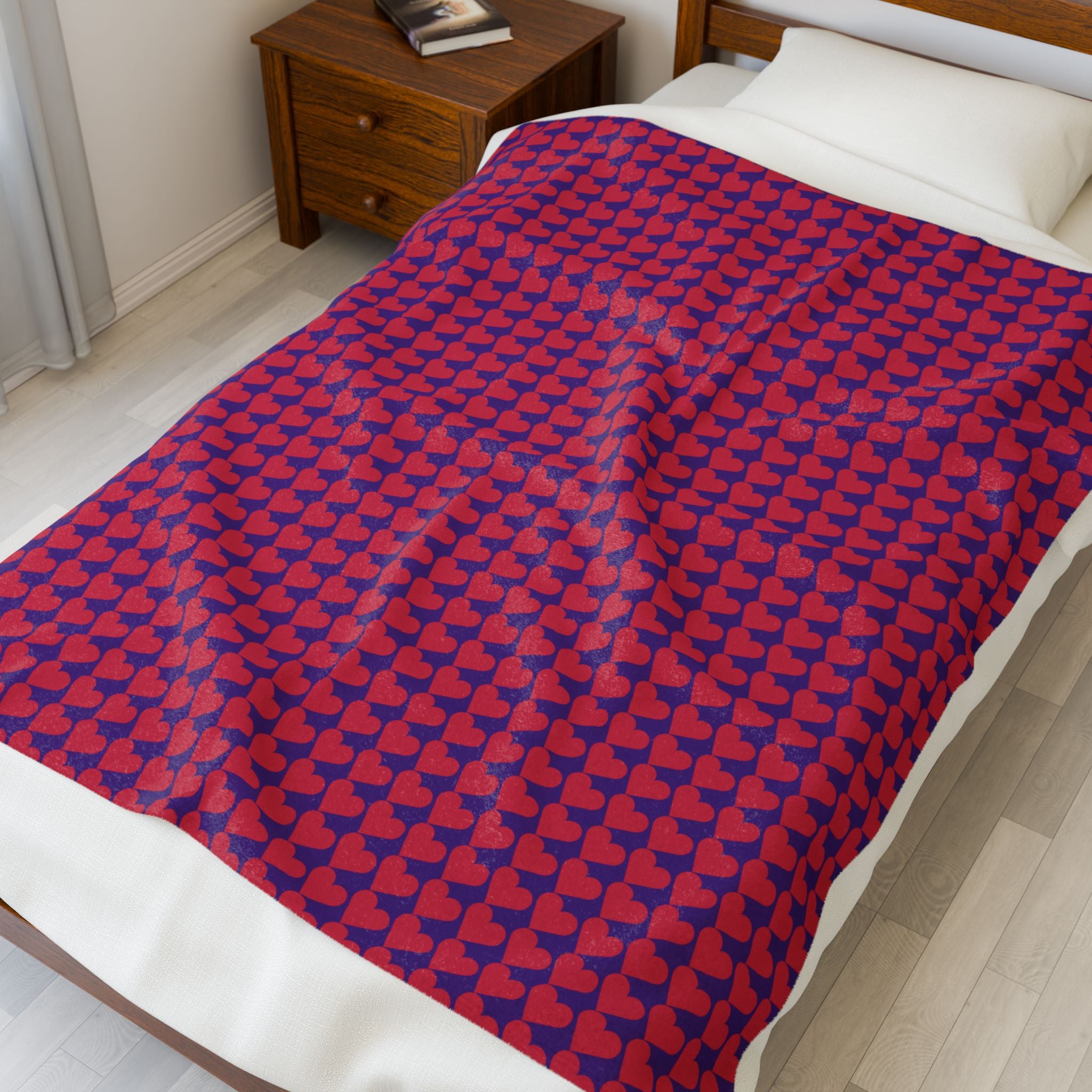 Cozy Velveteen Plush Blanket, Soft Fleece Throw, Perfect Gift for Home, Warm Decor for Winter, Ideal for Celebrations, Snuggle Up!
